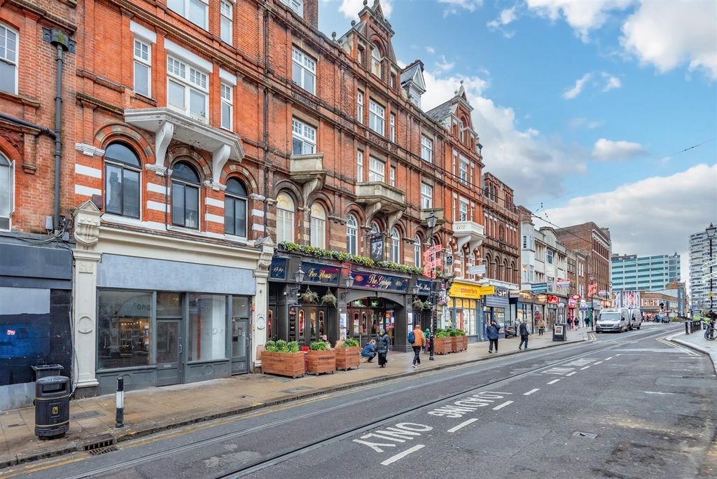 Property photo 2 of 13 14-15_George_St_Croydon.Jpg