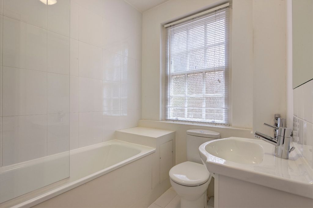 Property photo 3 of 3 Picture No. 01