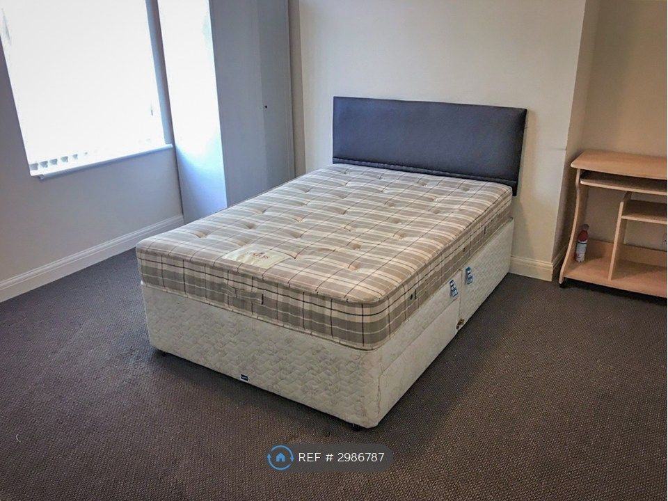 Property photo 3 of 4