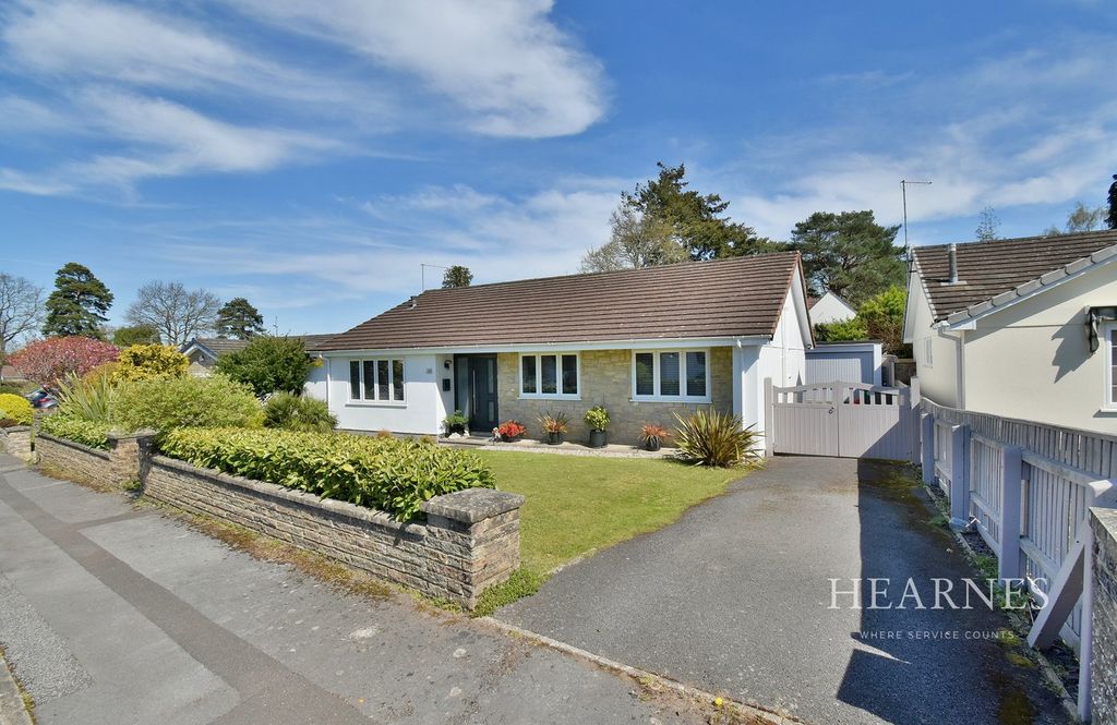 Property photo 1 of 19