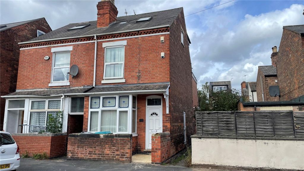 Property photo 1 of 27 Picture No. 39