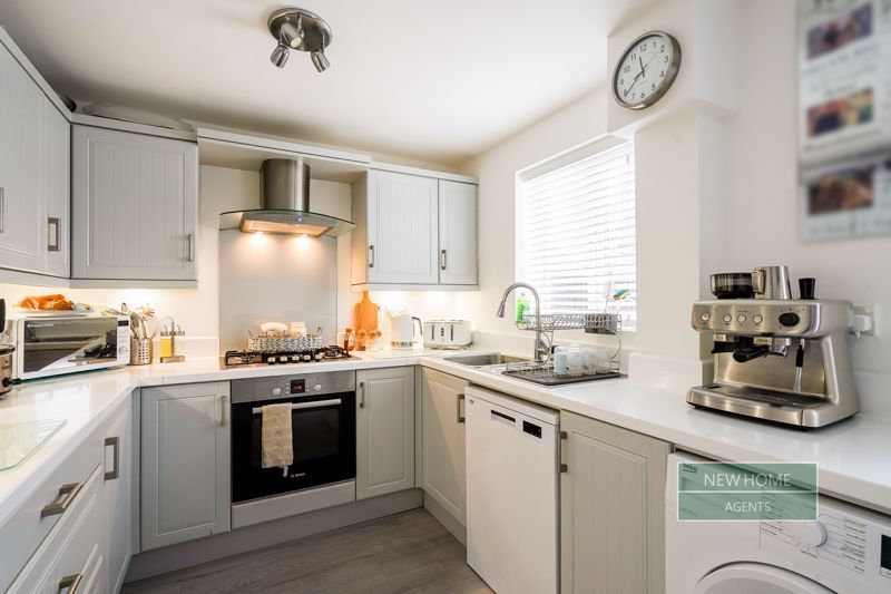 Property photo 2 of 29 Photo 11