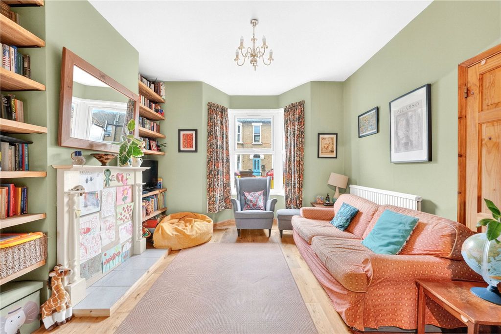 Property photo 3 of 15 Picture No. 14