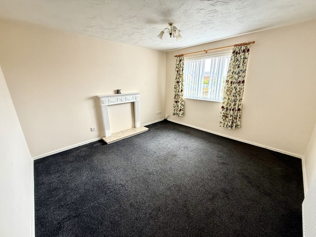 Property photo 3 of 6 Img_4621