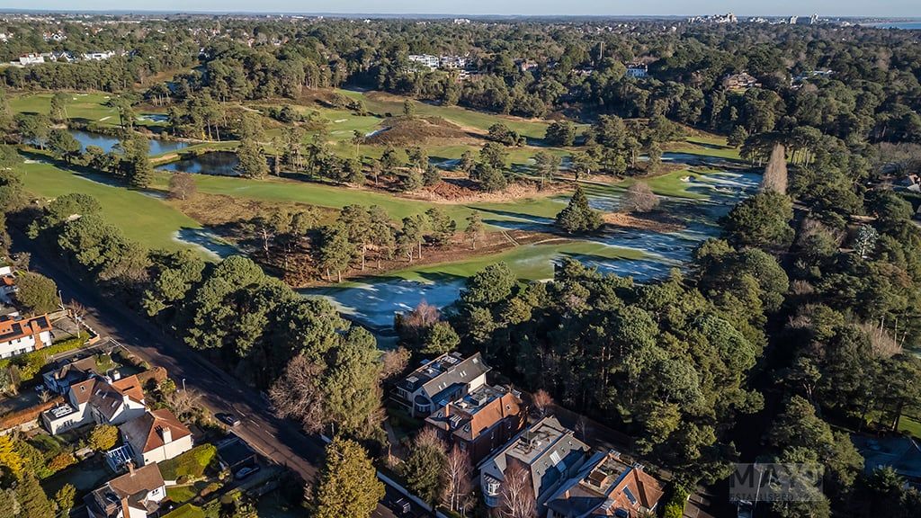 Property photo 2 of 33