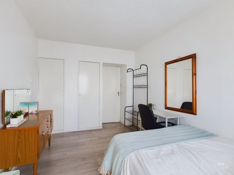 Property photo 2 of 9 Photo 7