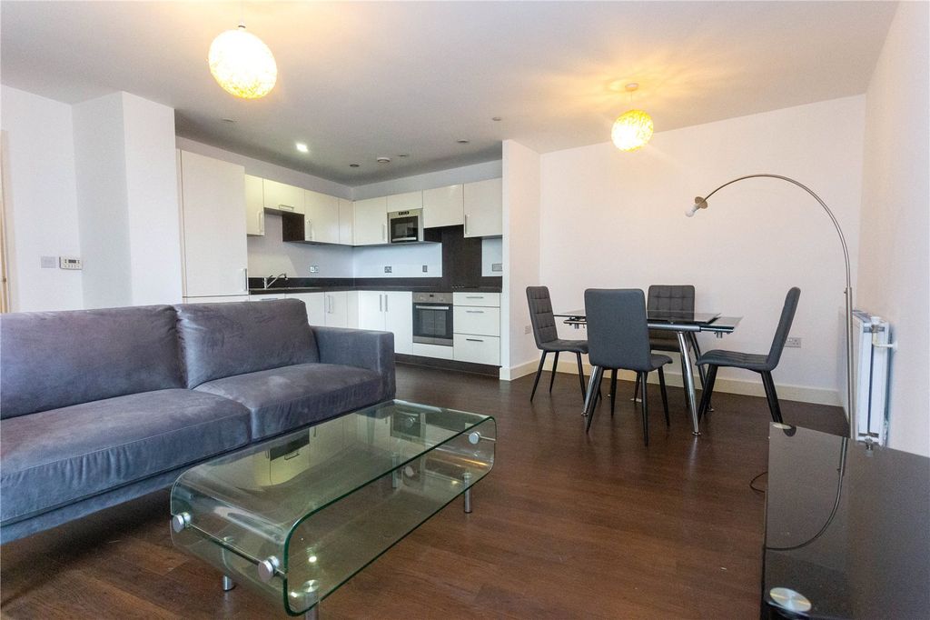 Property photo 1 of 21 Picture No. 24