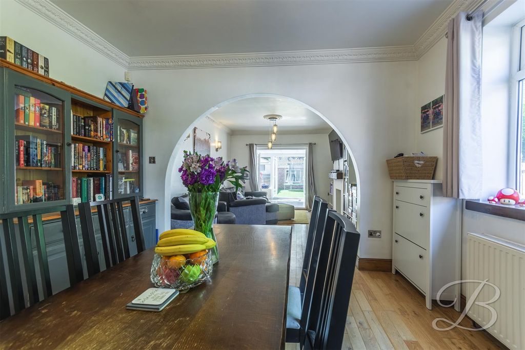 Property photo 3 of 37 Ccltd16.Jpg