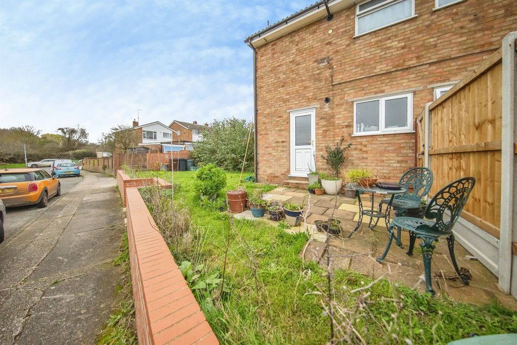 Property photo 2 of 15