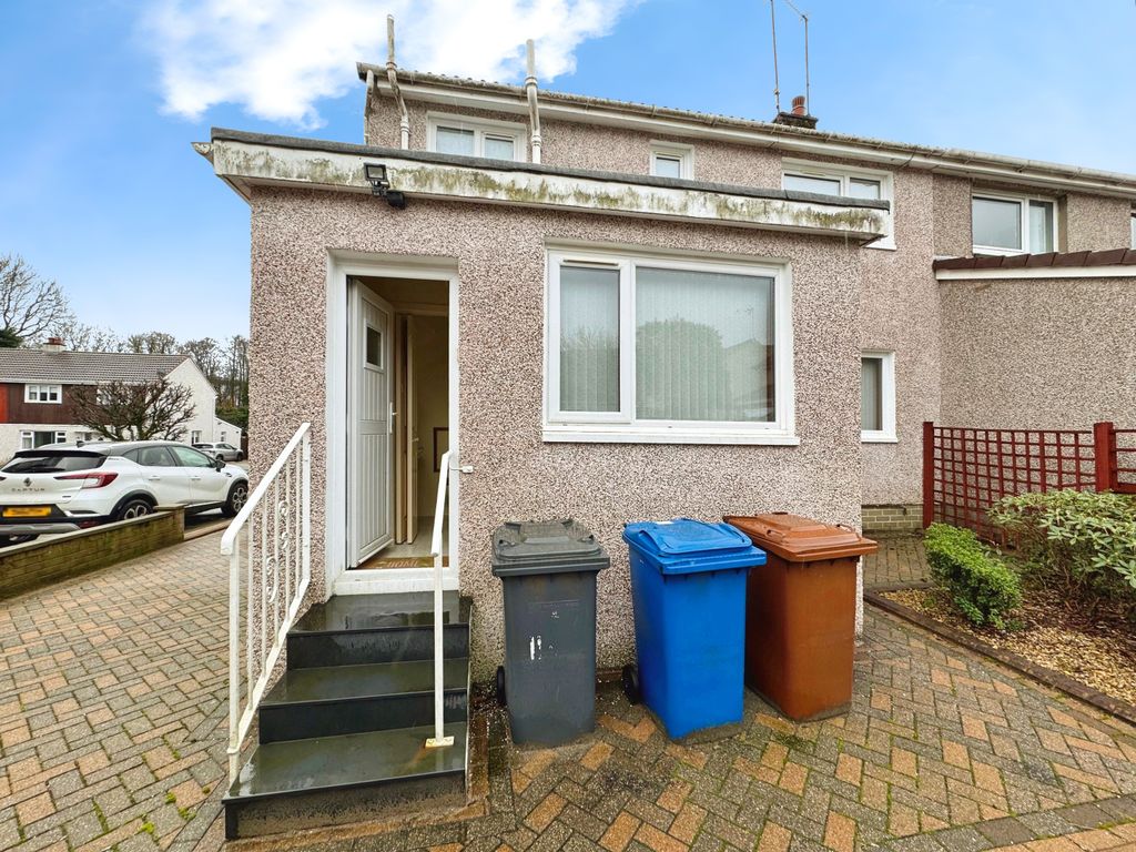 Property photo 3 of 32 Gallery