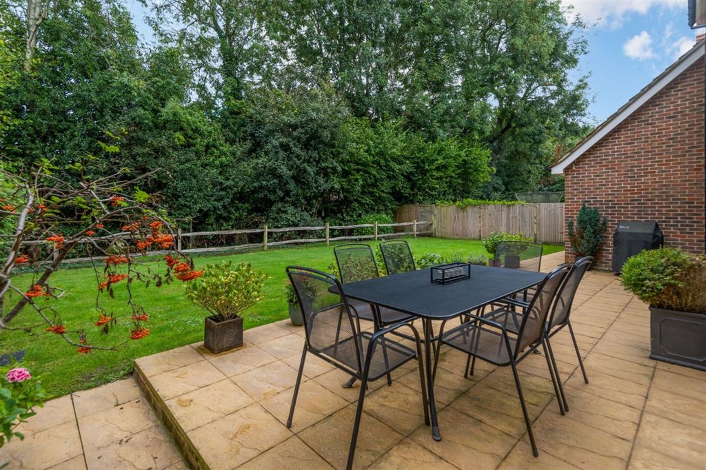 Property photo 3 of 17