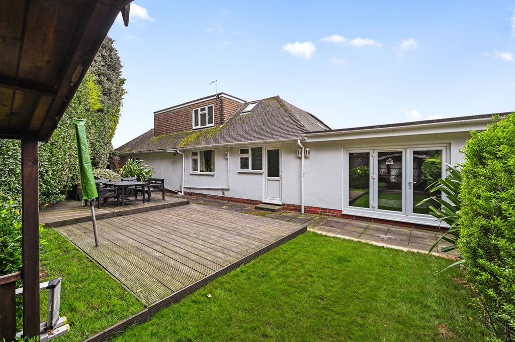 Property photo 2 of 21 Garden