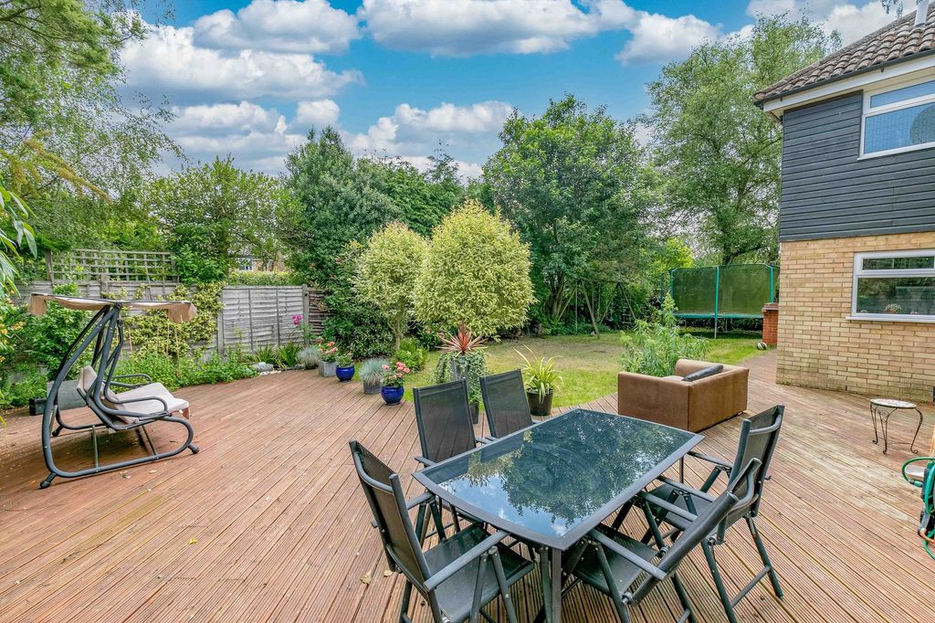 Property photo 3 of 28 Photo 9