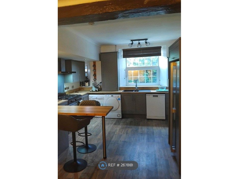 Property photo 2 of 16 Kitchen