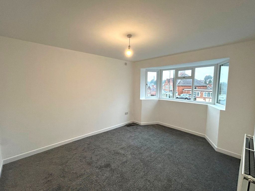 Property photo 2 of 14 Picture No. 12