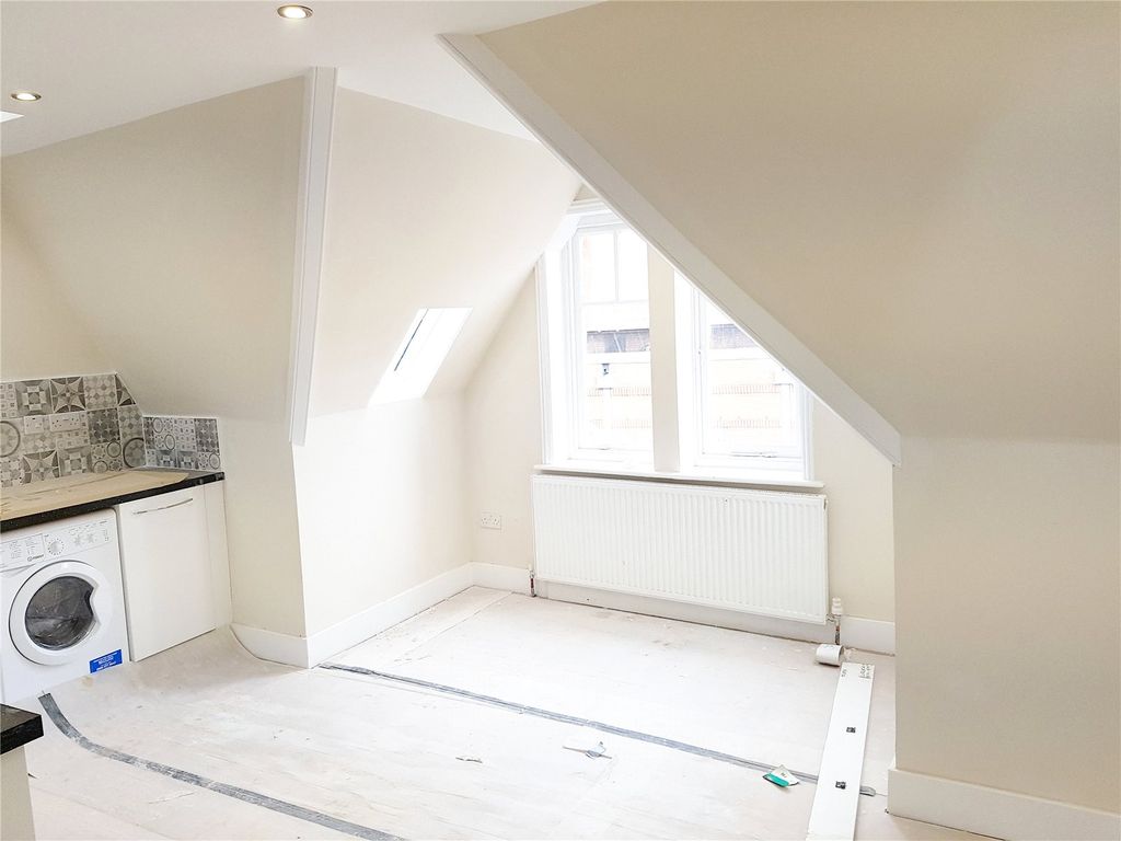 Property photo 2 of 3 Picture No. 02