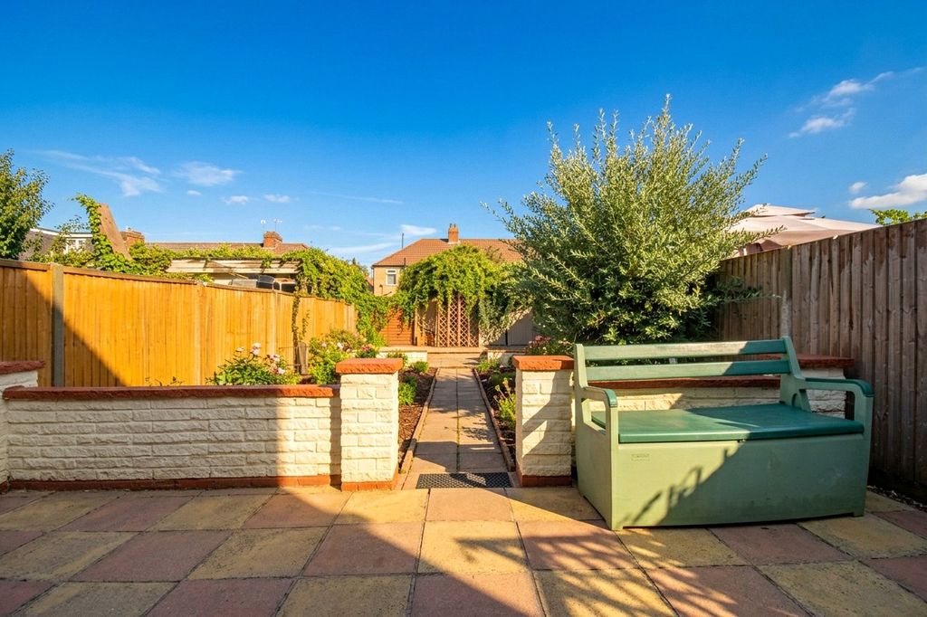 Property photo 1 of 13 Picture No. 01