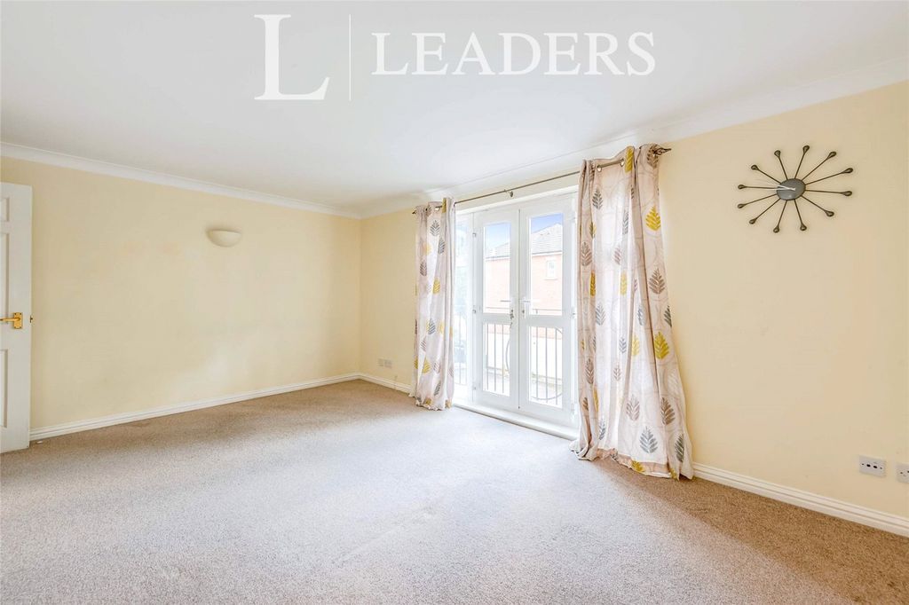 Property photo 2 of 11 Picture No. 08