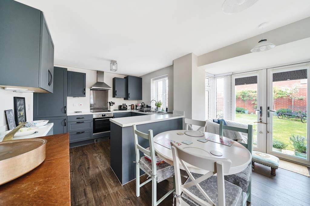 Property photo 2 of 22 Kitchen