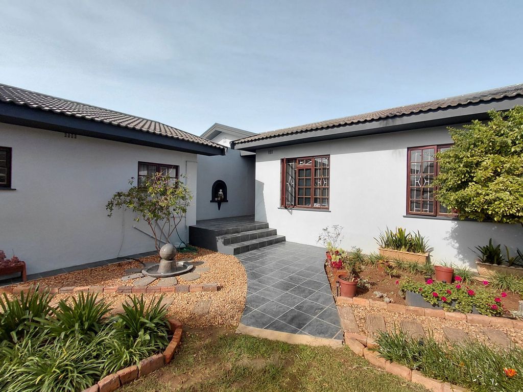Property photo 3 of 56