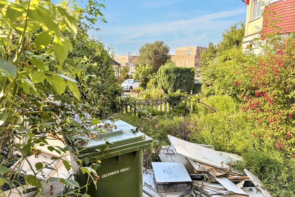 Property photo 2 of 3 Land Adjoining 61 Moordown, Plumstead, London, Se18 3Na