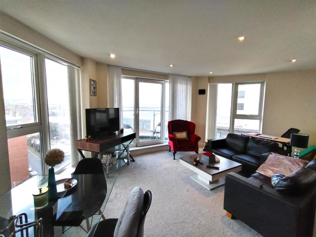 Property photo 2 of 14 Lounge 1.Jpg
