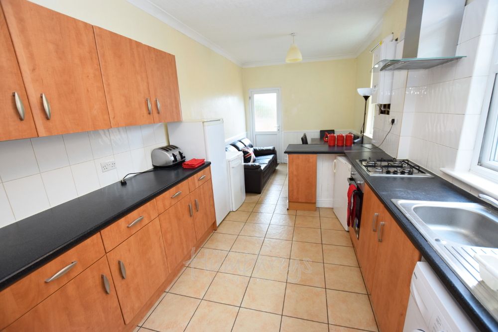 Property photo 2 of 8