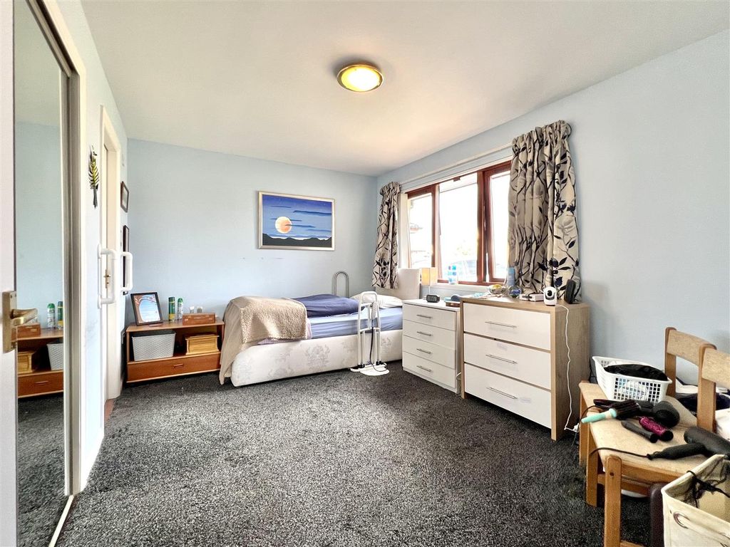 Additional image 15 of 3 bed detached bungalow for salePlayer Drive, Kingseat KY12