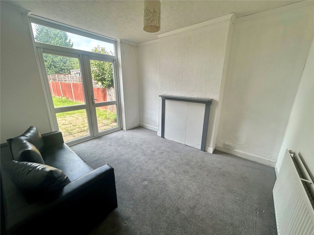 Property photo 3 of 10 Picture No. 33