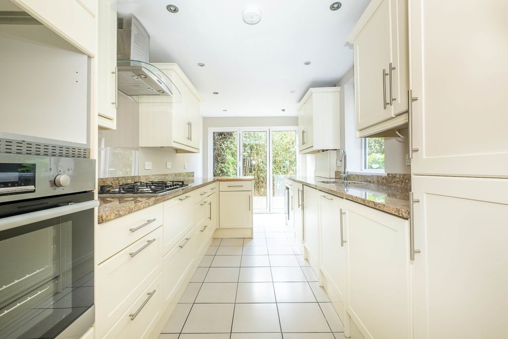 Property photo 1 of 21 20-Bellew-Street-...