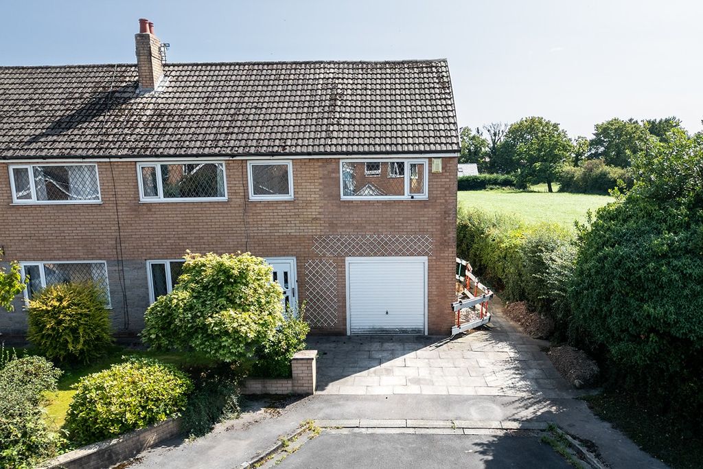 Property photo 1 of 19 4308981