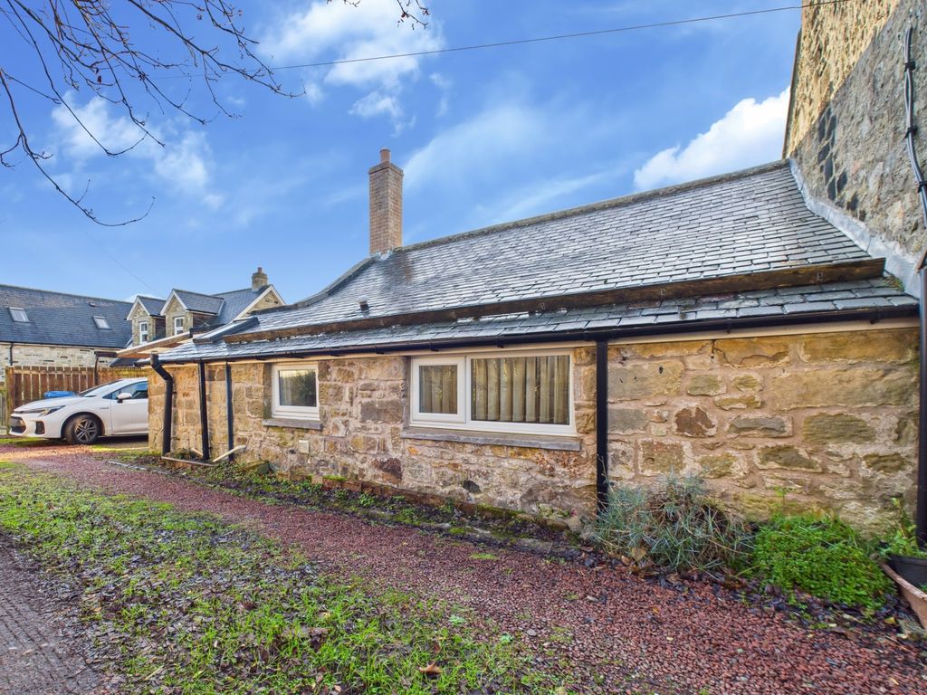 Property photo 2 of 12 Cam02195G0-Pr0094-Still023