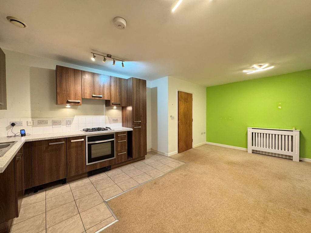 Property photo 3 of 8