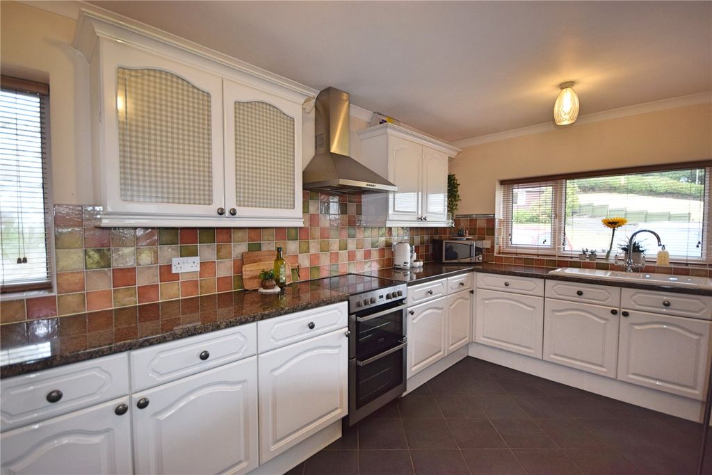 Property photo 3 of 34 Picture No. 03