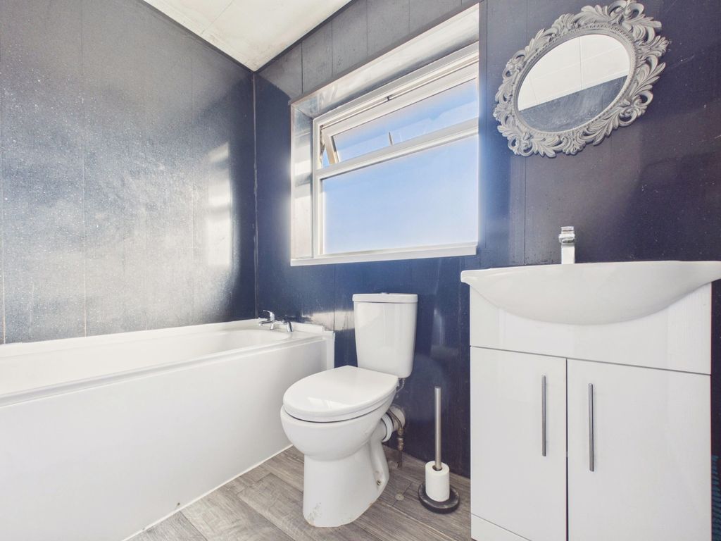 Property photo 2 of 10 5221933