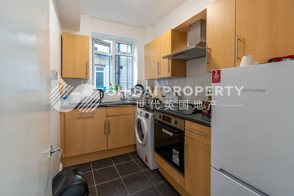 Property photo 3 of 14