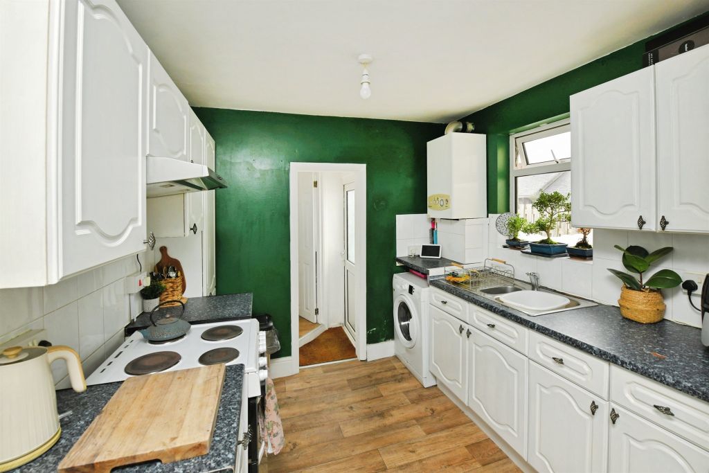 Property photo 3 of 17