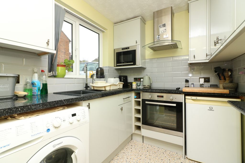 Property photo 2 of 15
