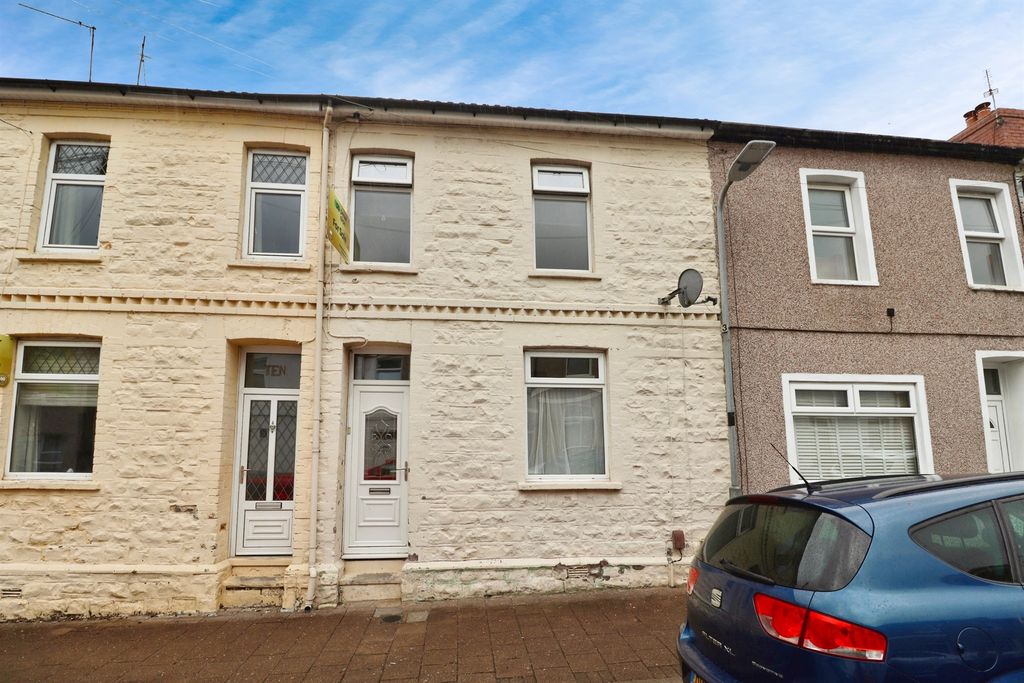 Property photo 1 of 17