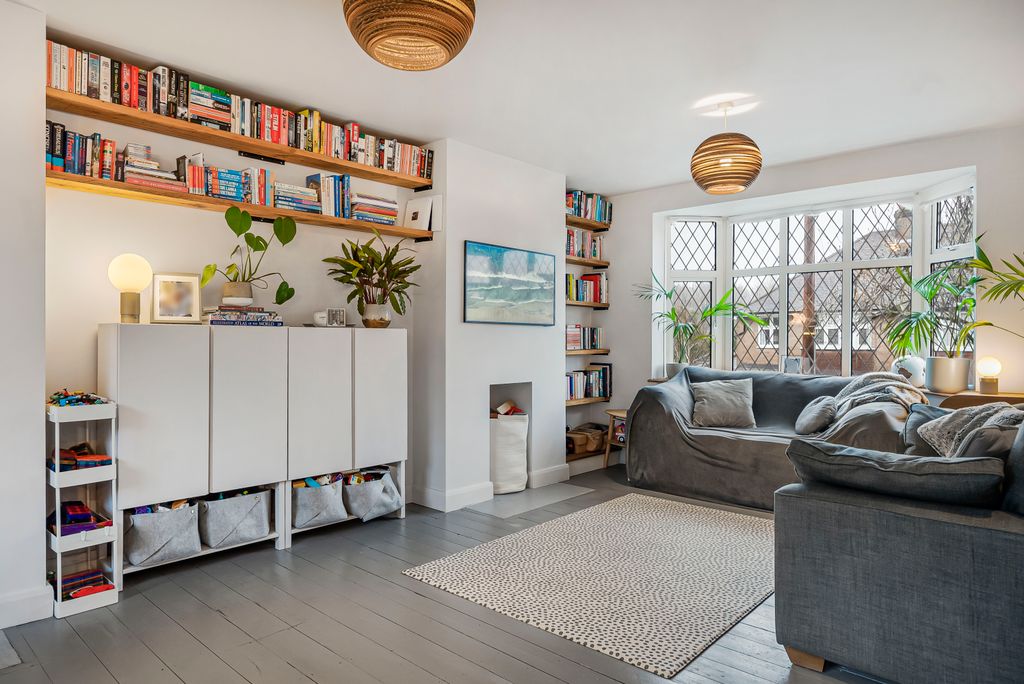 Property photo 2 of 22 Reception Room