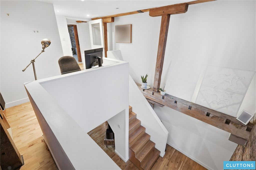 Property photo 3 of 32 Picture No. 72