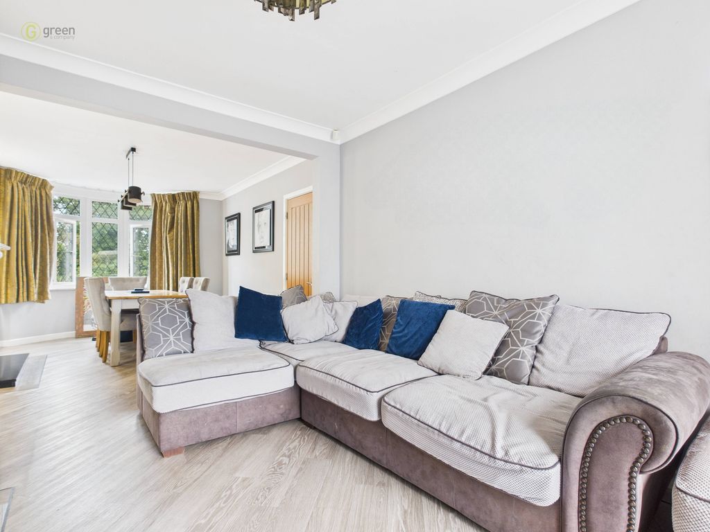 Property photo 2 of 48