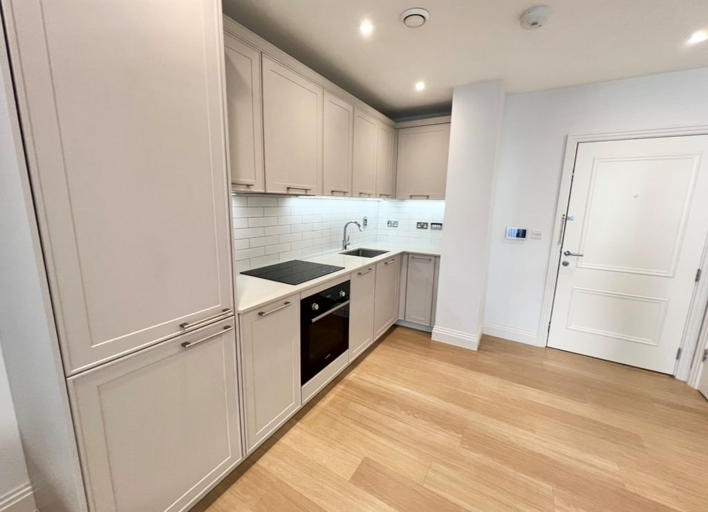 Property photo 3 of 17 Open Plan Kitchen