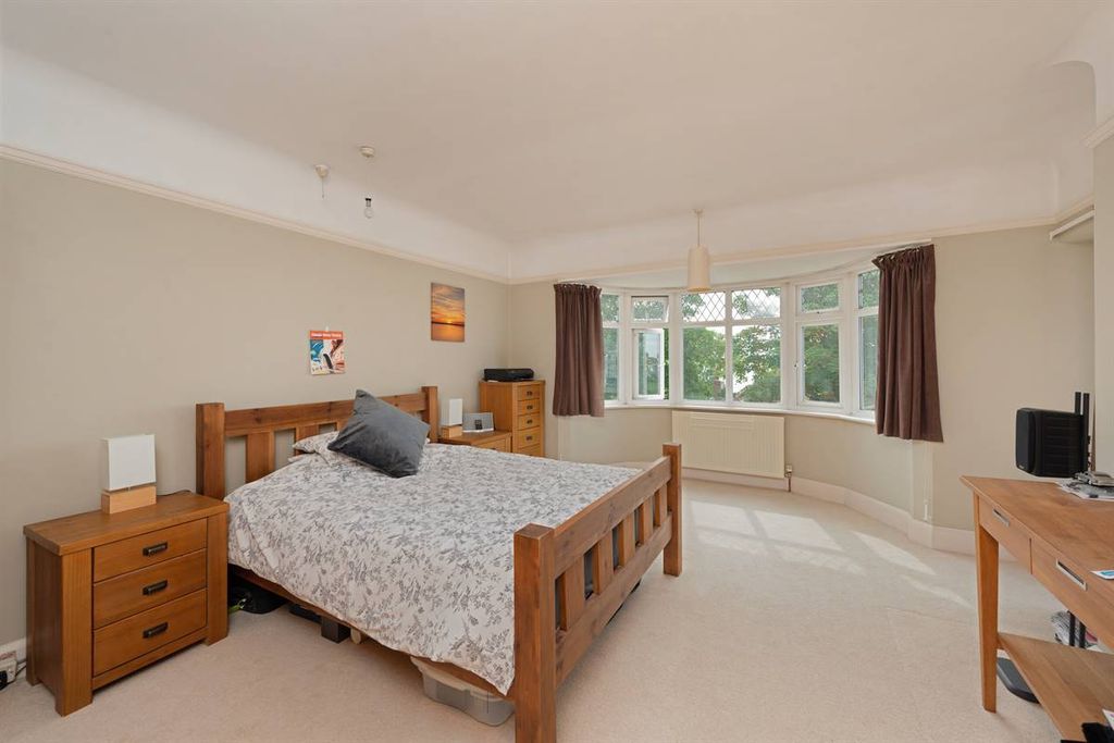 Additional image 18 of 7 bed detached house for saleWinterstoke Crescent, Ramsgate CT11