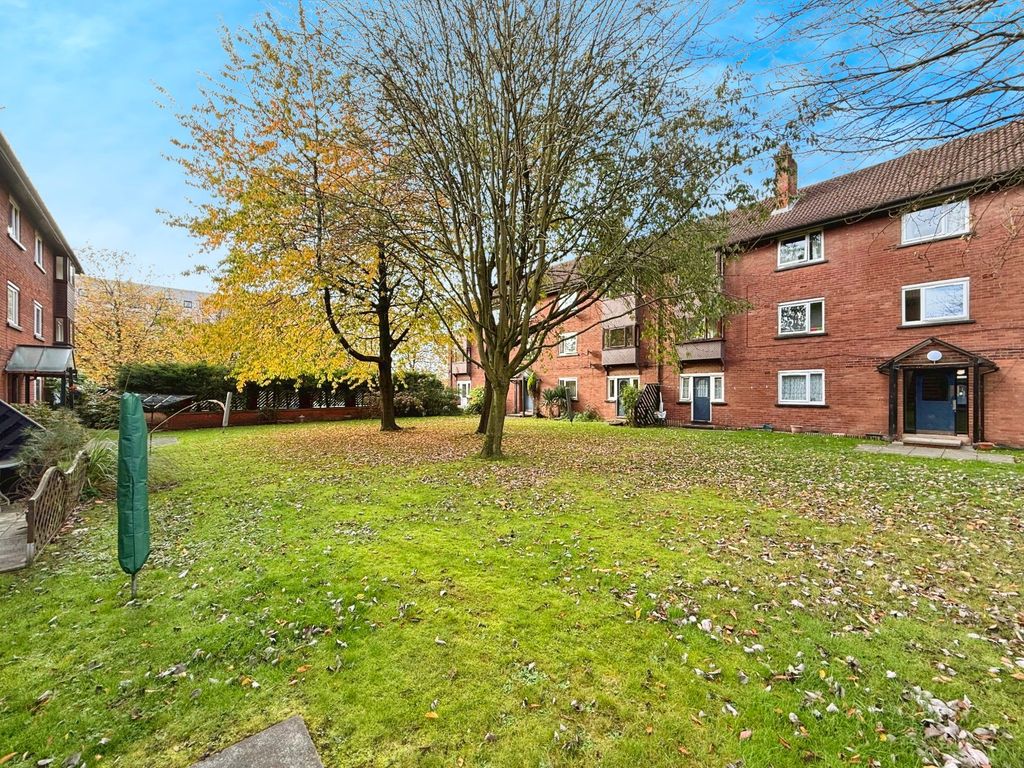 Property photo 2 of 13 Picture No. 06