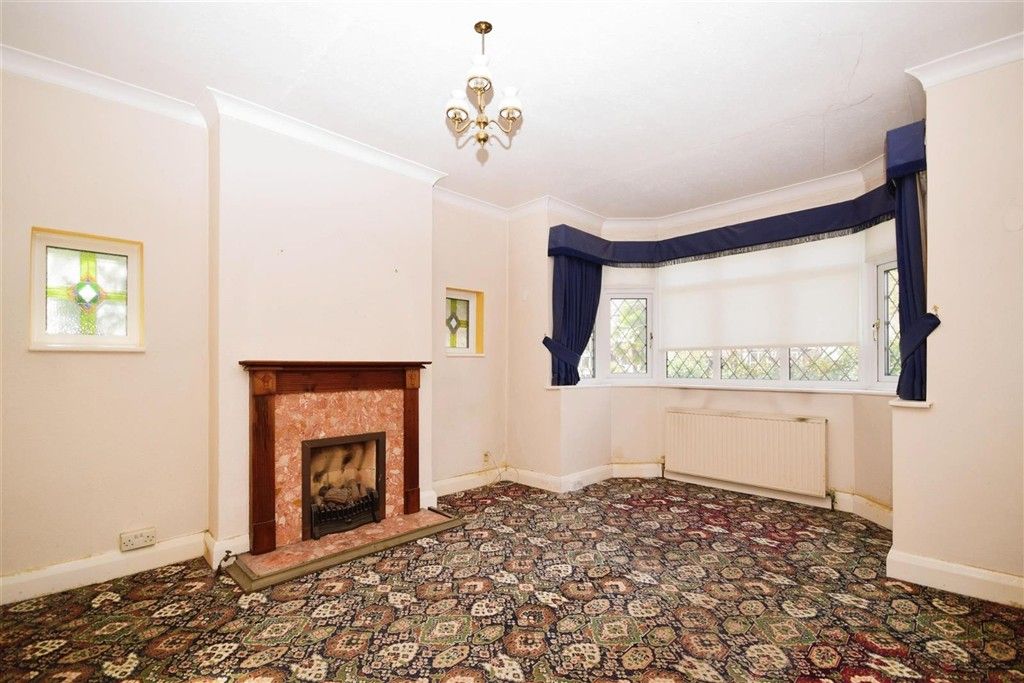 Property photo 1 of 9 Dining Room