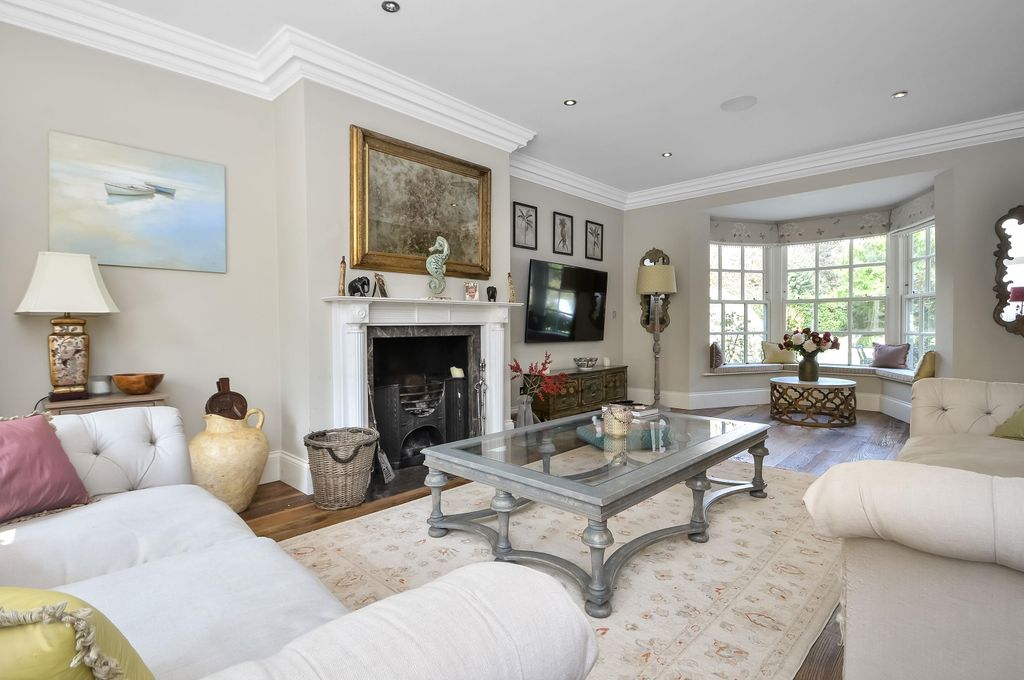 Property photo 3 of 20 Image