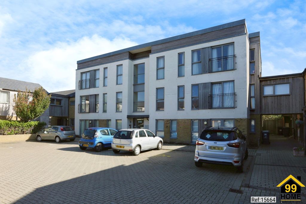 Property photo 3 of 20 Photo 2