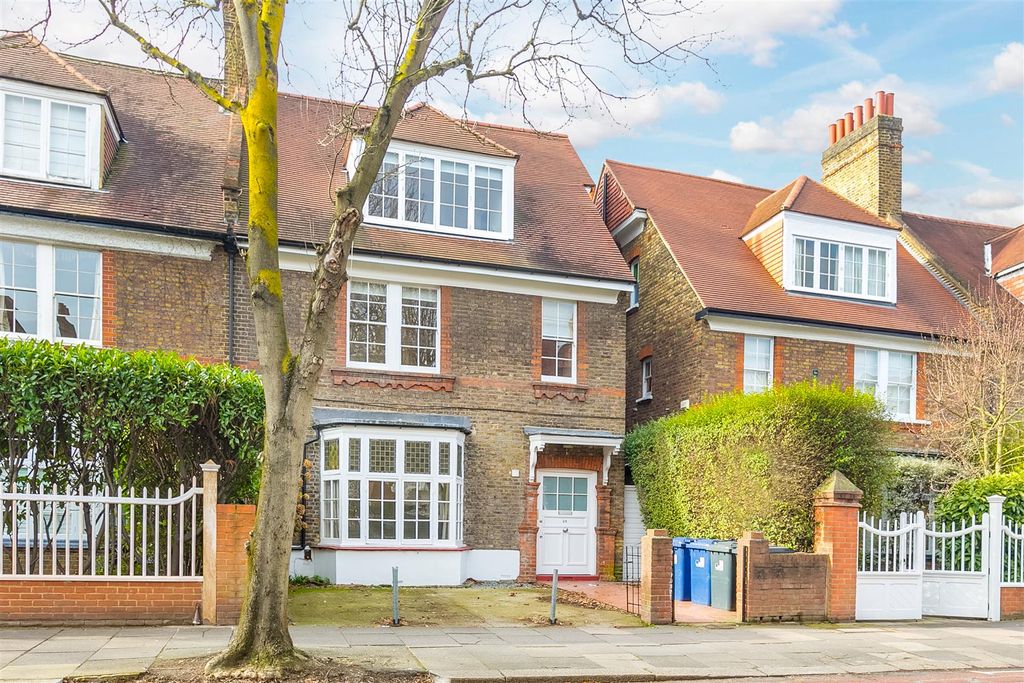 Property photo 1 of 7