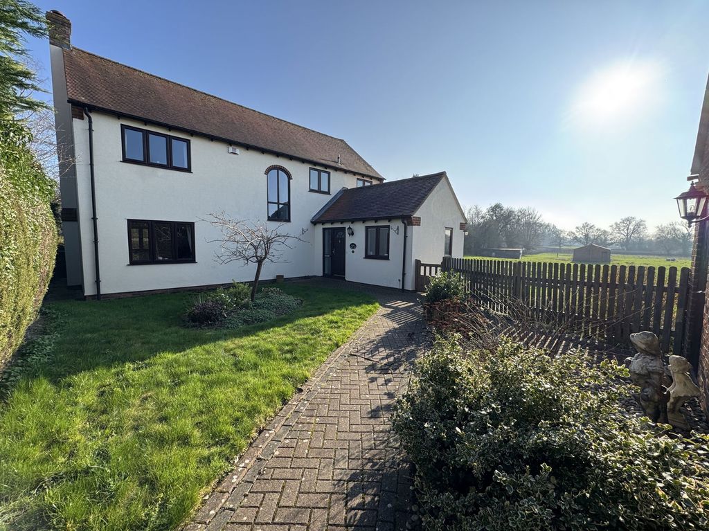 Property photo 2 of 20